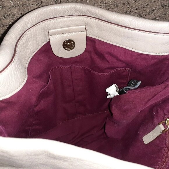 MARC BY MARC JACOBS-LG Hobo Hillier-Beige/Taupe-Neutral-Gold Hardware-Excellent - Picture 9 of 11